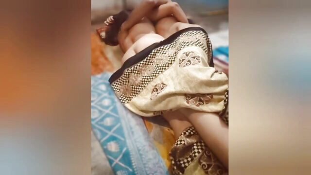 Indian teen having sex Romantic sex on the floor and gets creampied full Hd