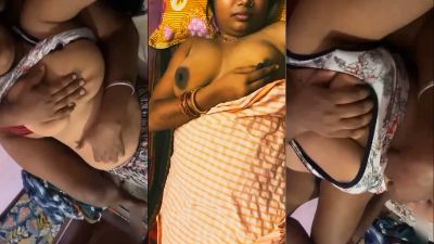 Desi nude milf enjoys boob pressing and pinching her nipples